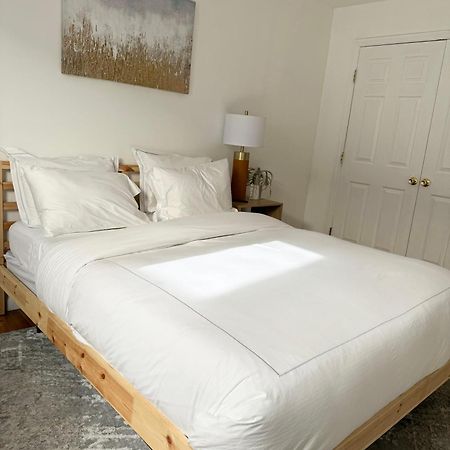 Stylish Evergreen Apartment By Newark Airport Buitenkant foto