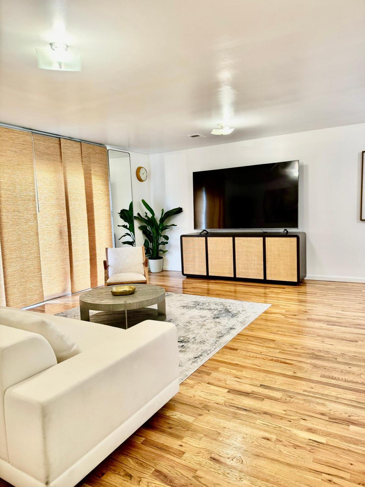 Stylish Evergreen Apartment By Newark Airport Buitenkant foto