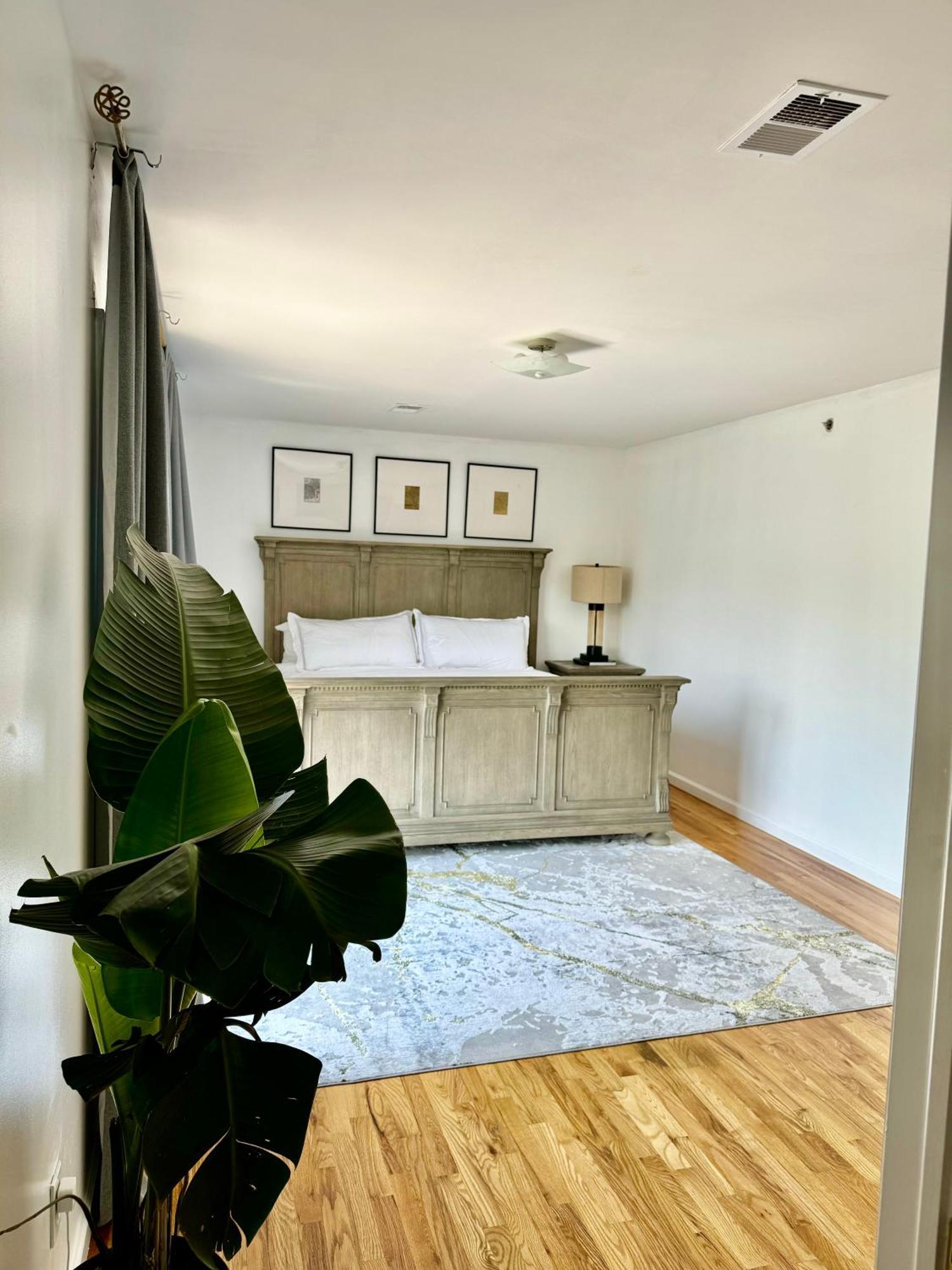 Stylish Evergreen Apartment By Newark Airport Buitenkant foto